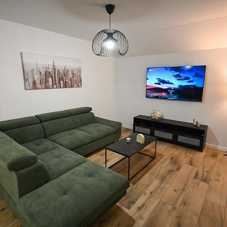 Veliki Apartman Petra Posedarje Exteriör bild
