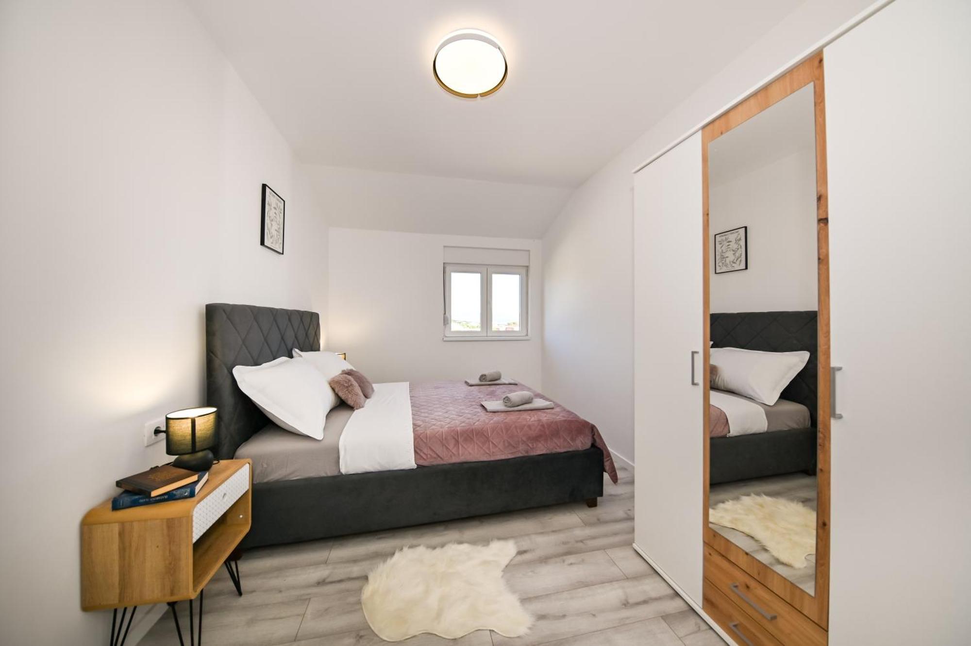 Veliki Apartman Petra Posedarje Exteriör bild