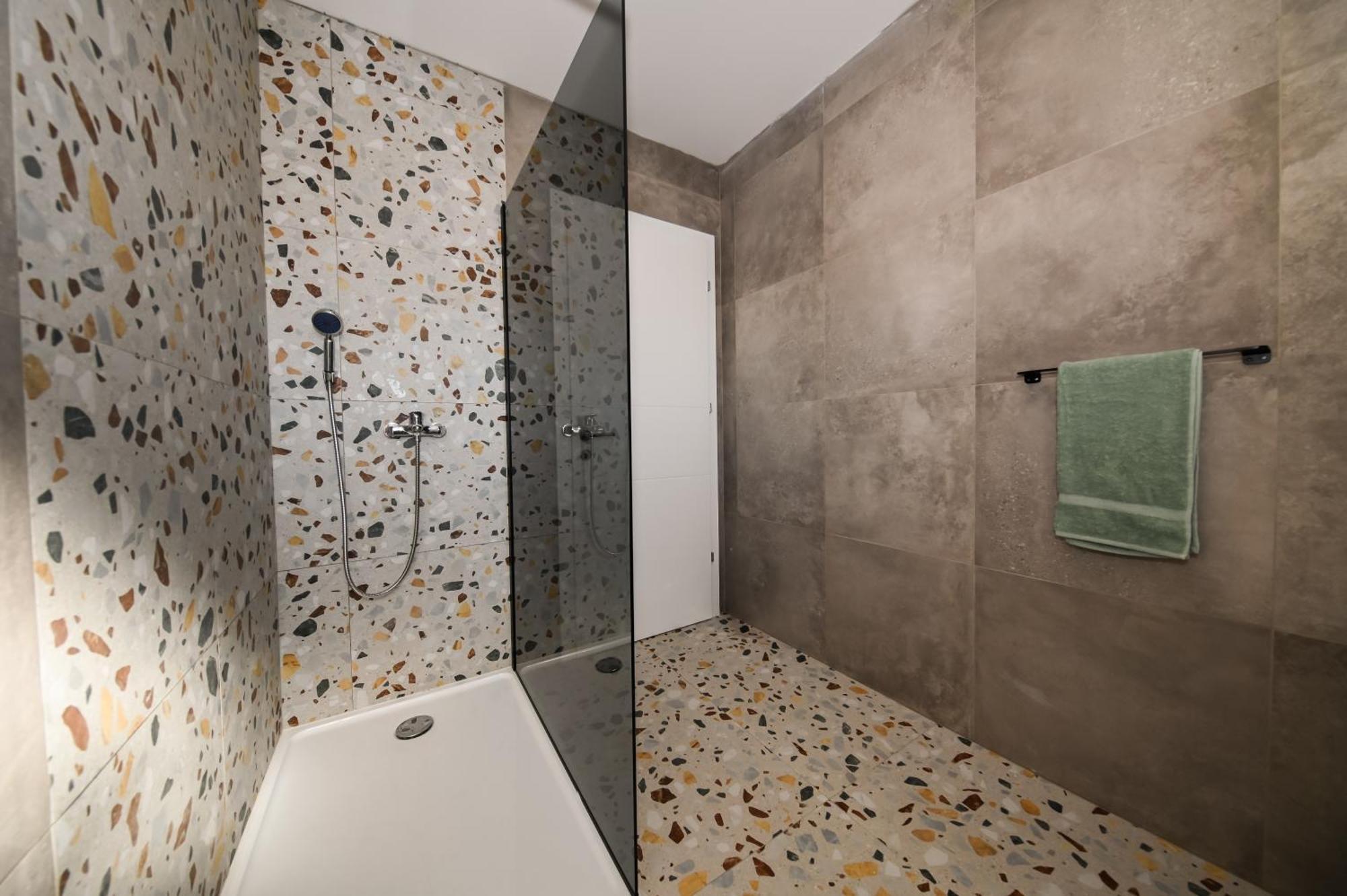 Veliki Apartman Petra Posedarje Rum bild