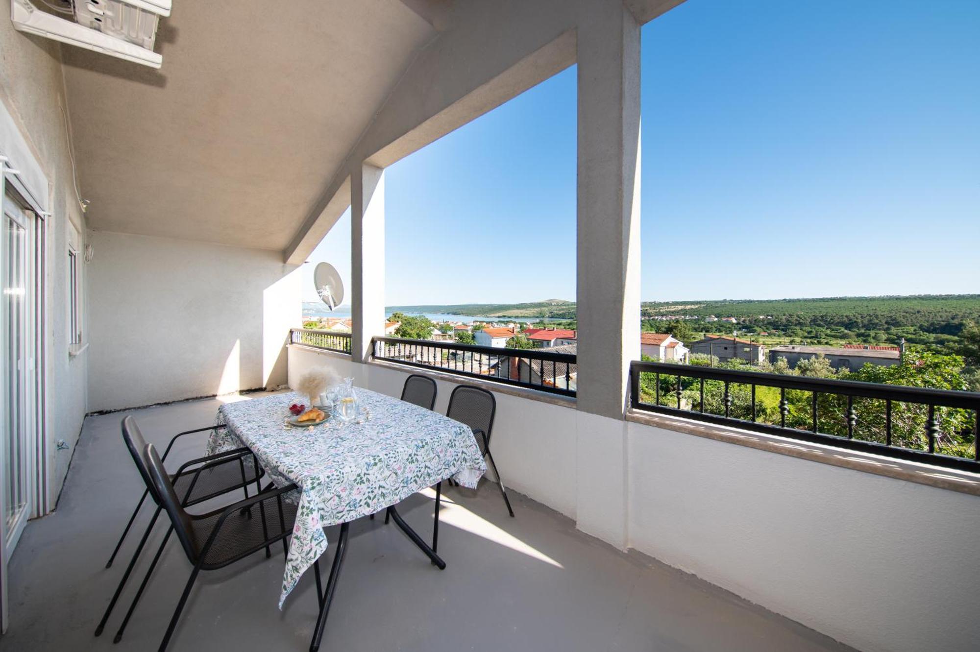 Veliki Apartman Petra Posedarje Exteriör bild